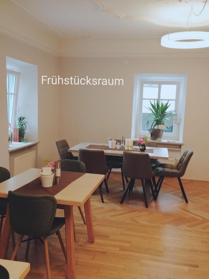 Taferne In Koestendorf - Ferienwohnung Monteurzimmer Neumarkt am Wallersee Zewnętrze zdjęcie
